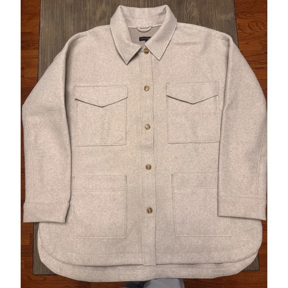 Banana Republic this stylish